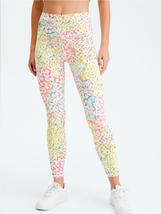 Fabletics Pants - Fabletics PowerHold High-Waisted Floral Leggings – Size Medium